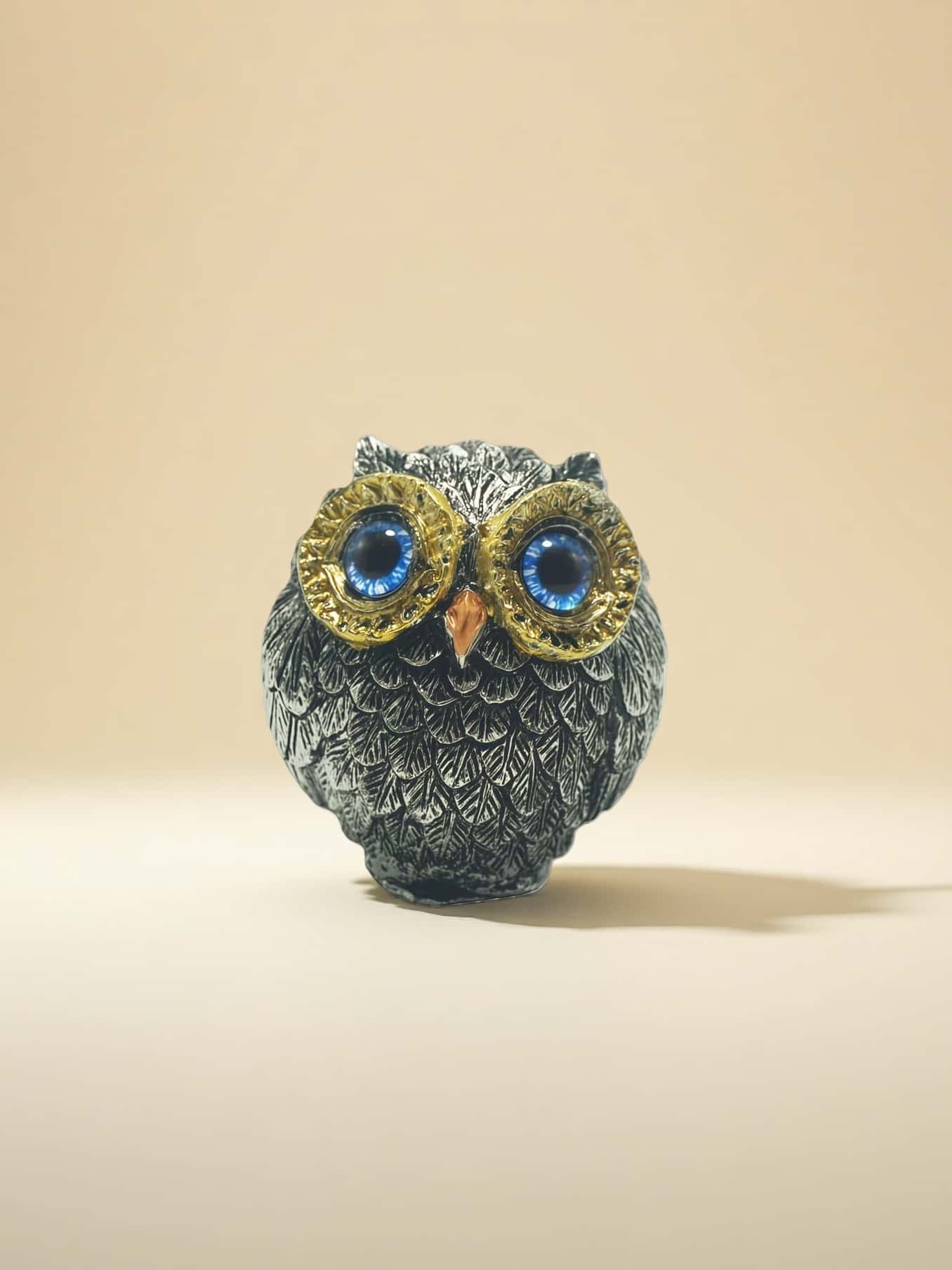Alloy Owl Decor with Blue Eyes