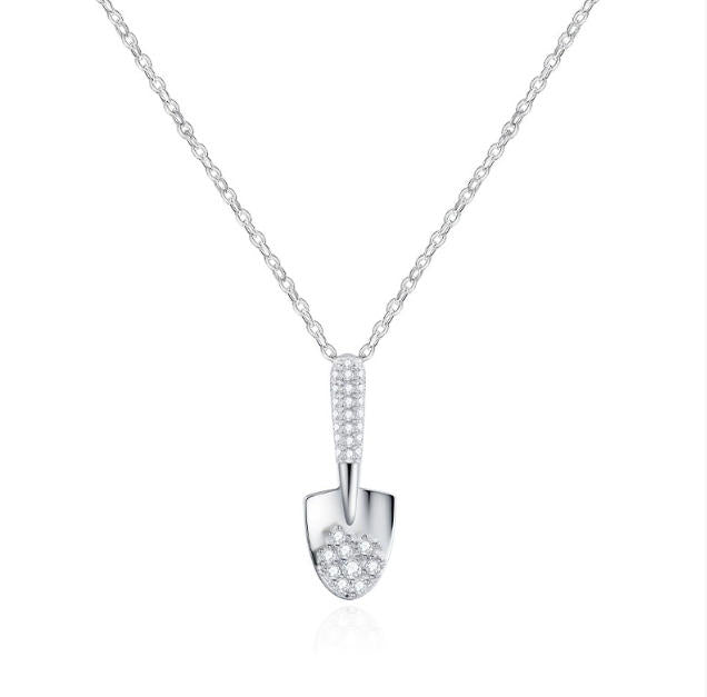Shovel_Neclace